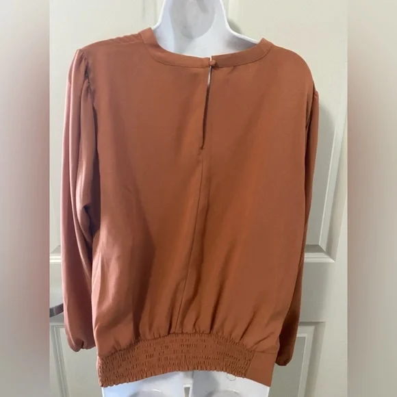 Nine West Elegant Tan Women's Twist Front Top - Picture 3 of 4